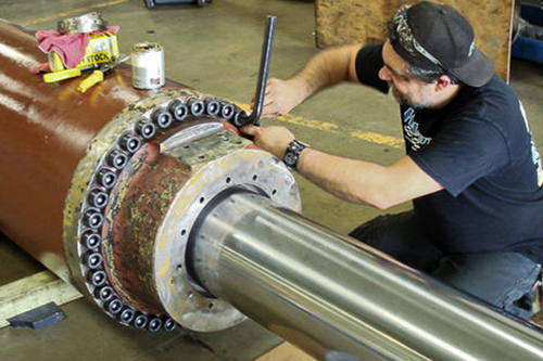 Hydraulic Cylinder Repairing